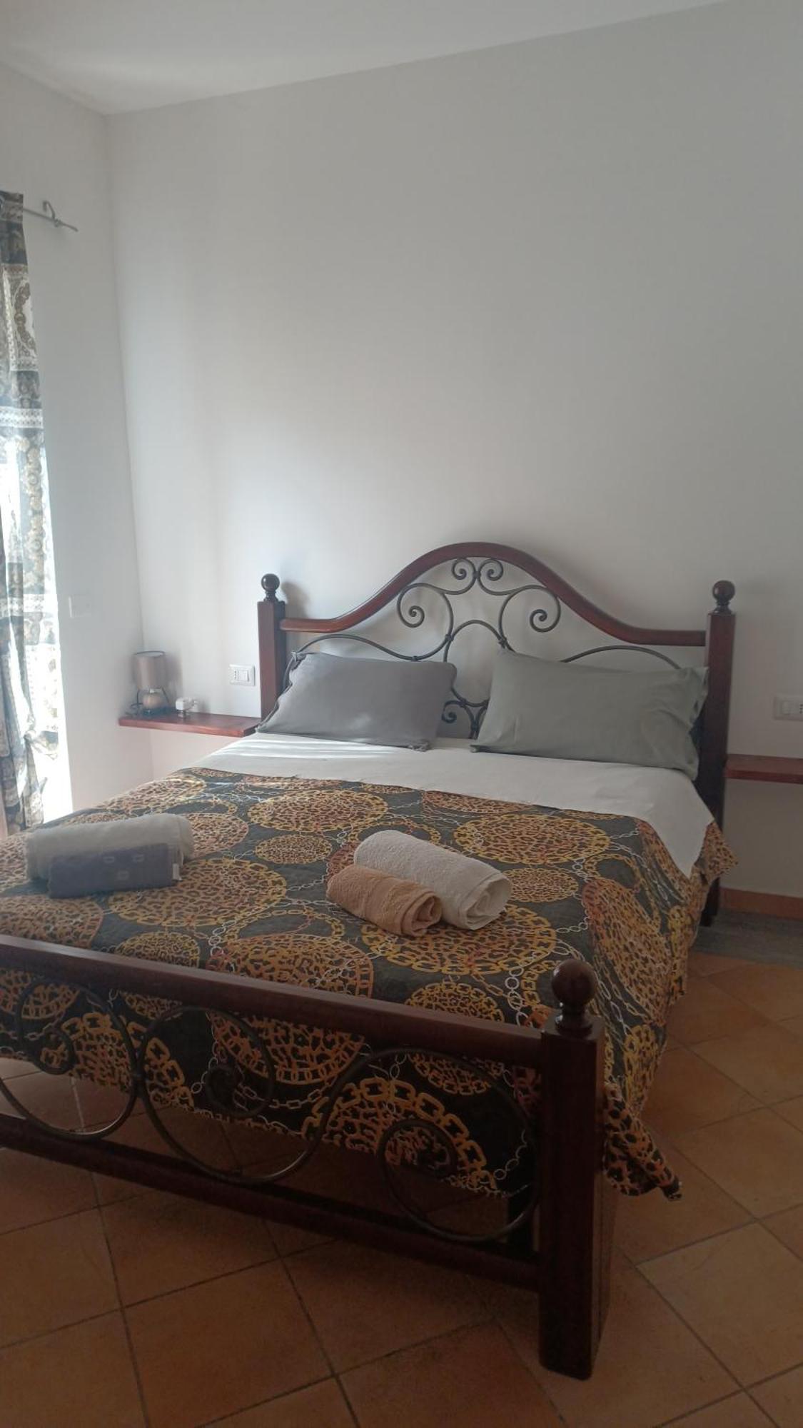 Mondo House Fiumicino Rum bild